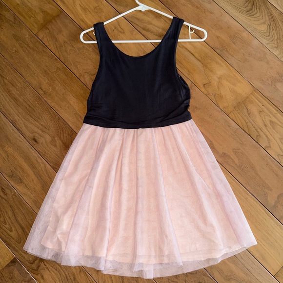 H&M dress. - Picture 4 of 4